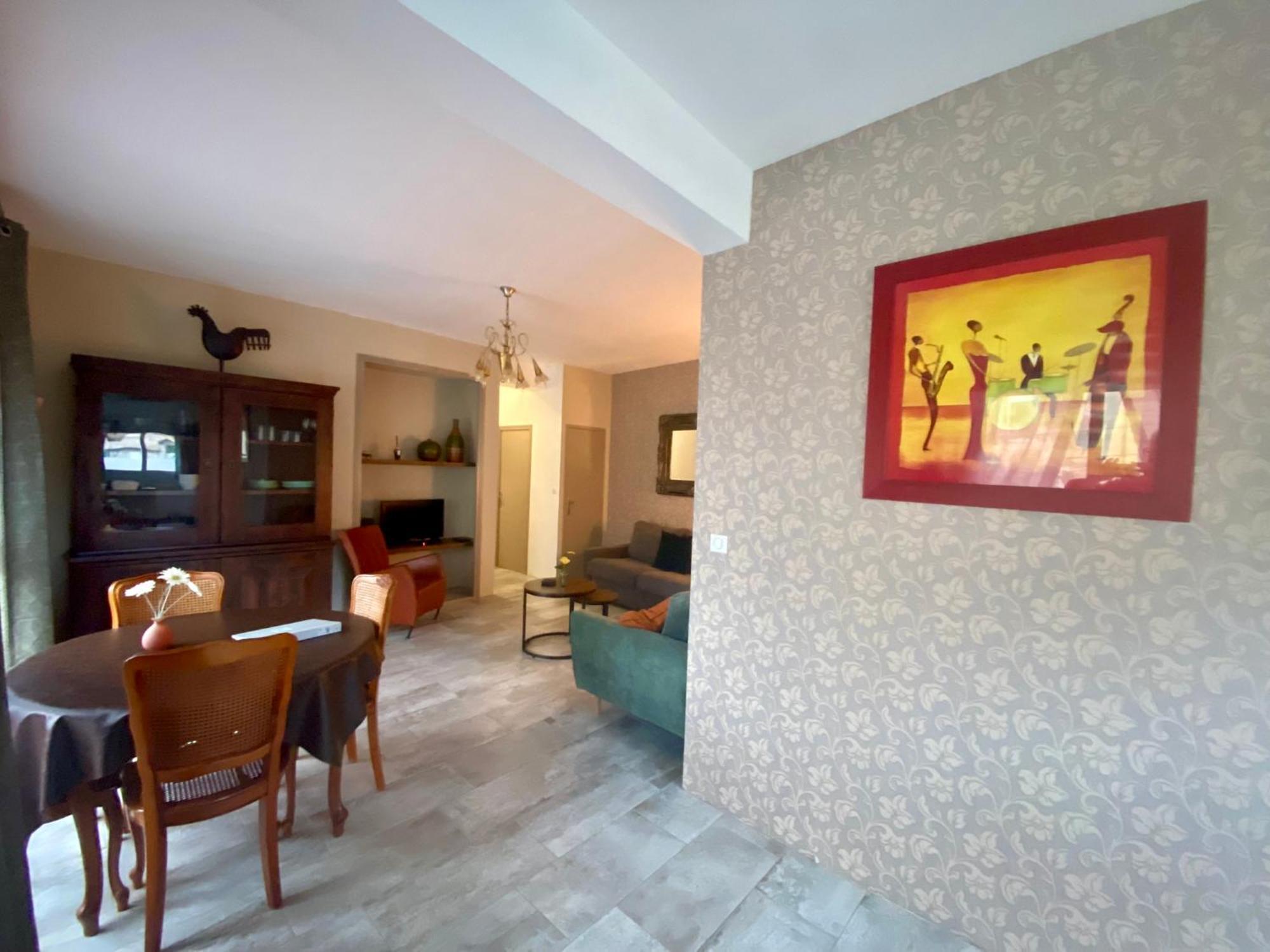 Maison Du Midi, 2 De Charme Apartment Ginestas